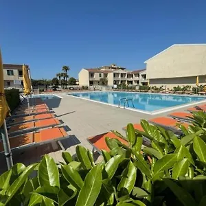  Apartament Apartament With Swimming Pool Włochy