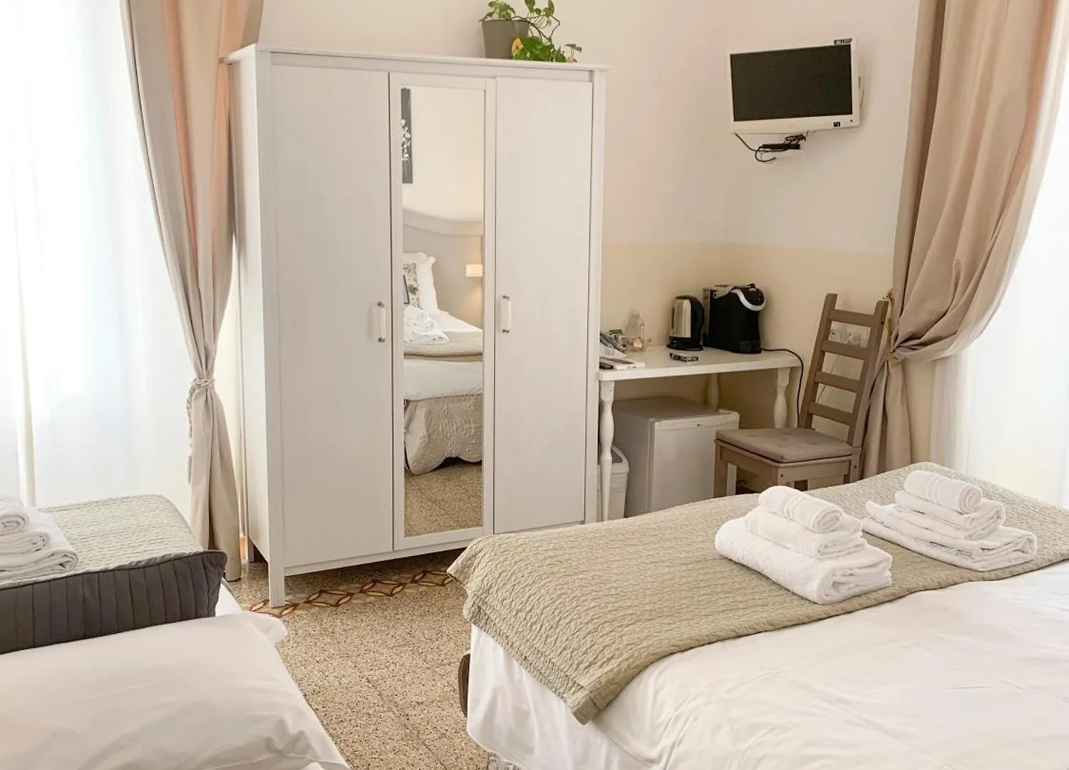 Biancoreroma B&B Itália