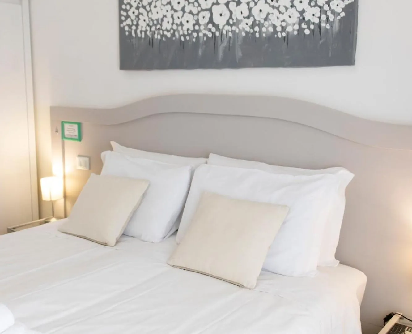 Biancorèroma B&B Italia