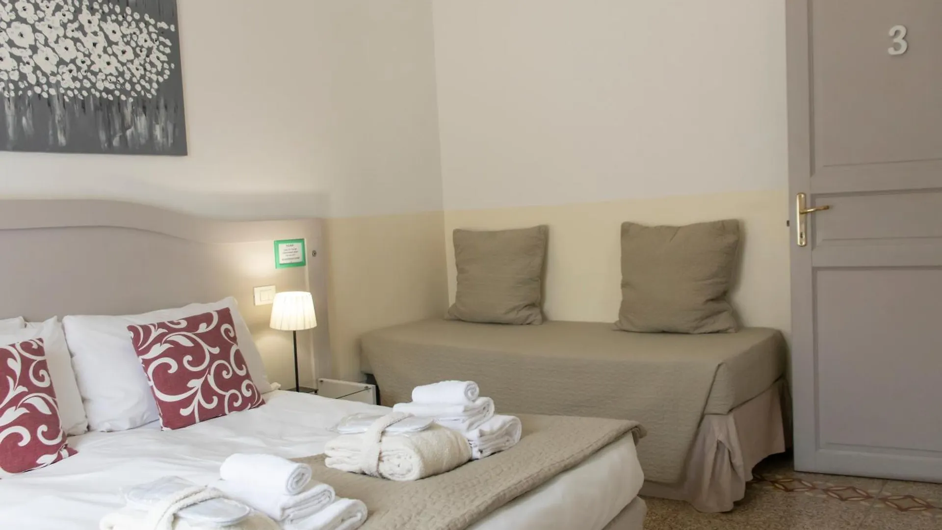 Bed & Breakfast Biancorèroma B&B